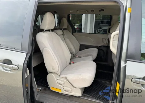 2012 Toyota Sienna Le из США, поврежденный, VIN 5TDKK3DC2CS206057